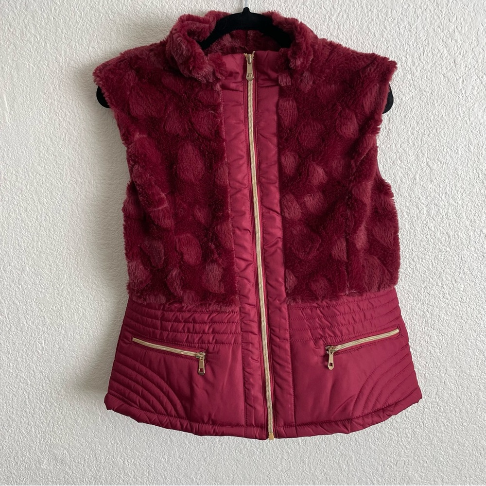 NWT Platini Red Cherry Pink Embossed Fleece Zip Women’s Vest